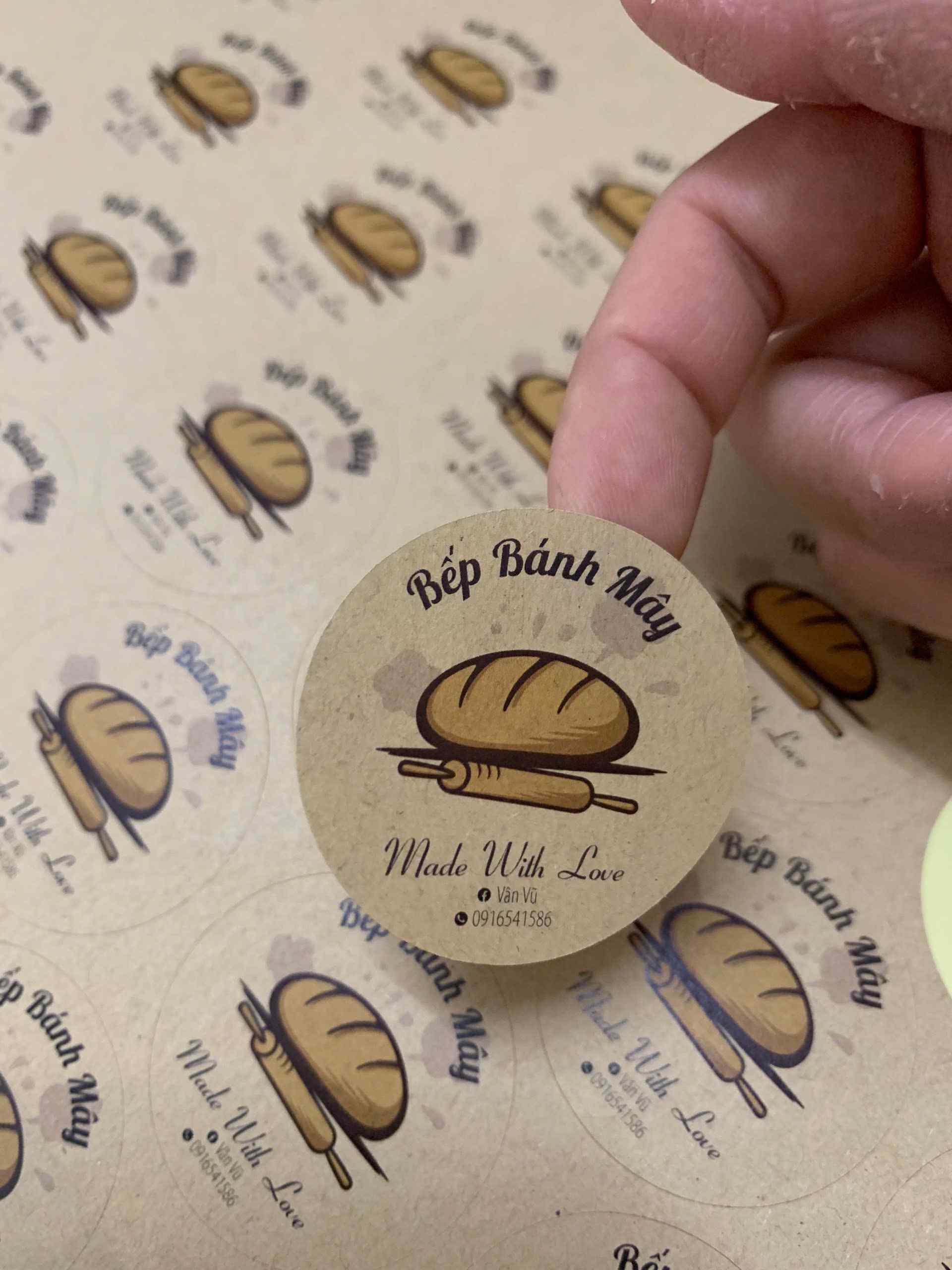  In tem logo nâng tầm thương hiệu